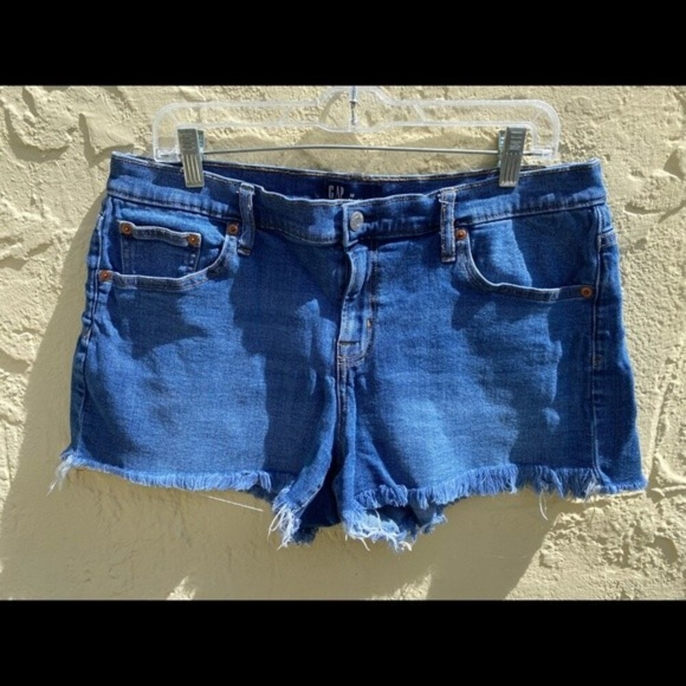 GAP Size 32 3” length denim cut off